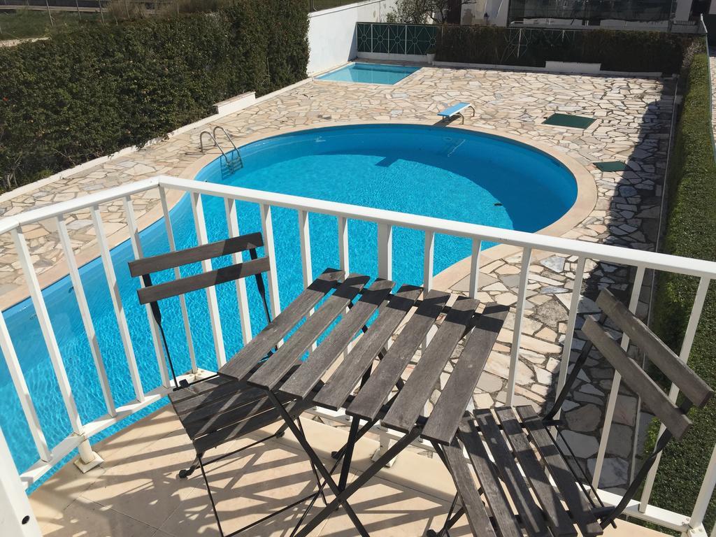 Granada Holidays Hostal São Martinho do Porto Habitación foto