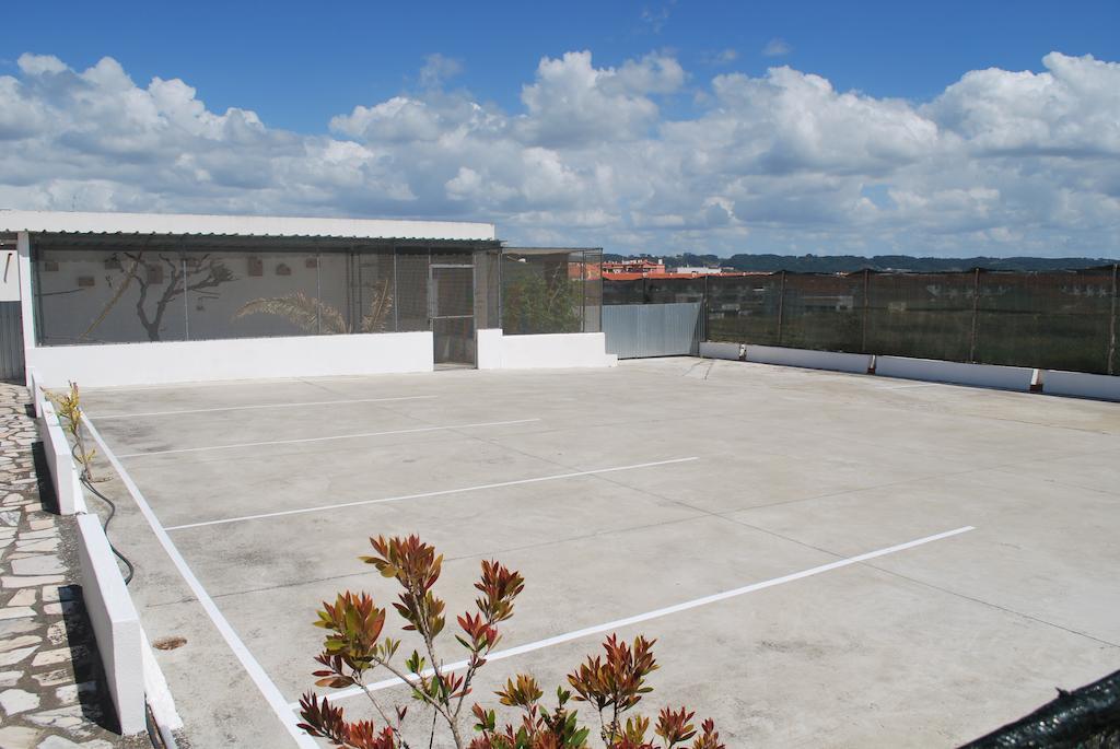 Granada Holidays Hostal São Martinho do Porto Habitación foto