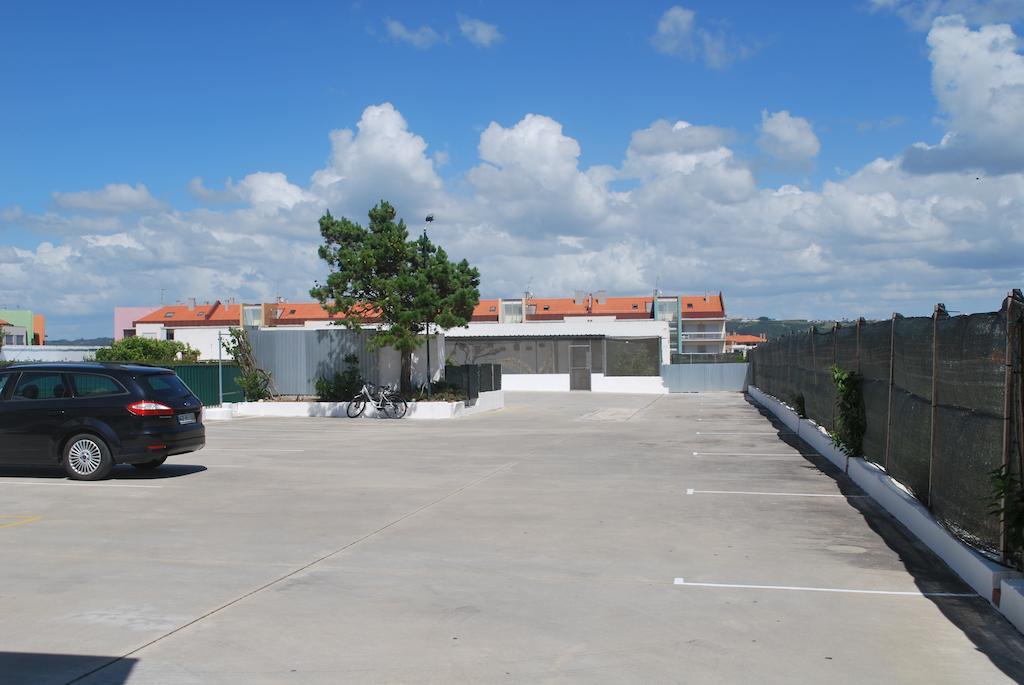 Granada Holidays Hostal São Martinho do Porto Exterior foto